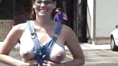 Big-boobied dieviete lieliski urbās fantastiskā gonzo video